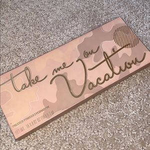 Kylie Jenner/Kylie cosmetics vacation palette